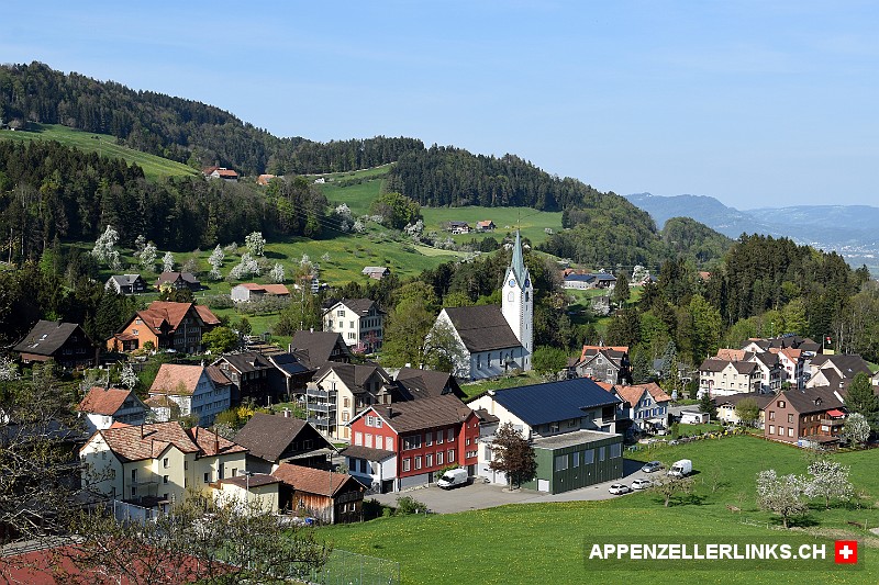 Dorfkern von Reute im Appenzeller Vorderland Dorf­kern von Reu­te im Ap­pen­zel­ler Vor­der­land