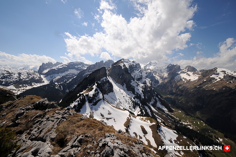 Grandioser Einblick in den Alpstein im Westen der Alp Sigel