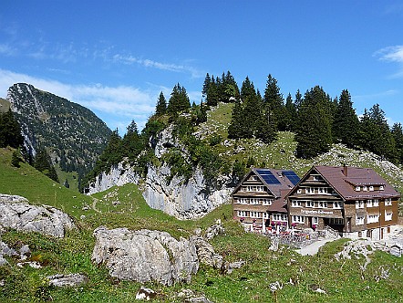 Berggasthaus Bollenwees im Alpstein.JPG