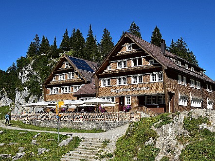 Berggasthaus Bollenwees.JPG