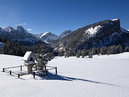 Bildstoeckli auf der Alp Soll im Alpstein.JPG