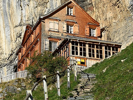 Treppe zum Berggasthaus Aescher.JPG