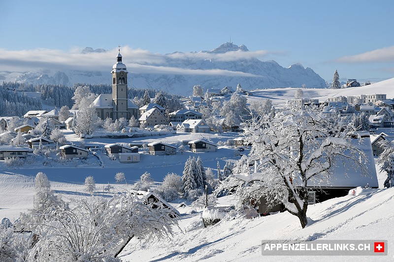 Winterliche Dorfansicht von Speicher im Appenzellerland