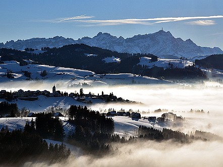 Aussicht auf Wald AR und den Alpstein im Winter.JPG