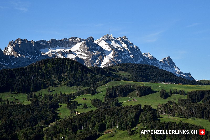 Ausblick von Lehn in Richtung Alpstein