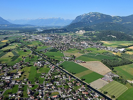 Blick auf die Gemeinden Montlingen und Oberriet SG.JPG