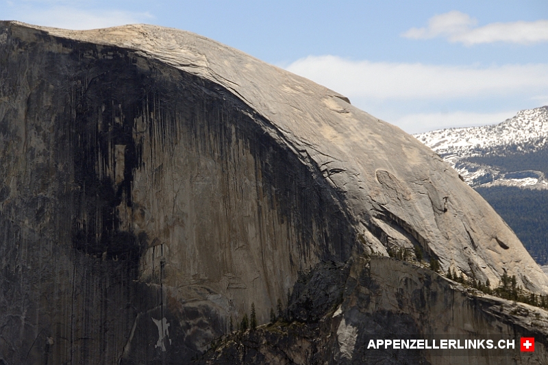 Der Half Dome ist das Wahrzeichen des Yosemite Nationalparks 